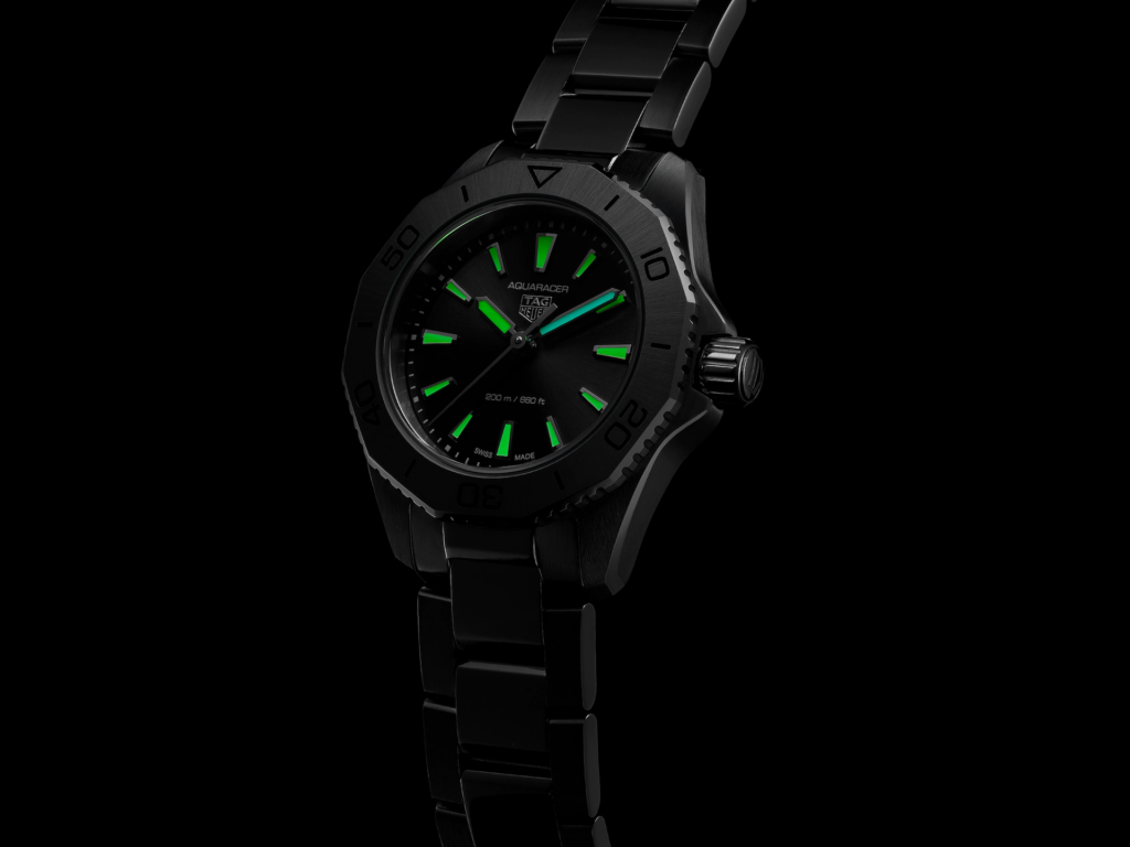 Tag Heuer Aquaracer Professional 200